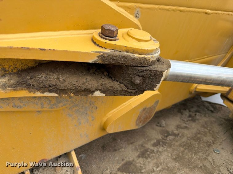 image for item EW2322 Caterpillar snow plow