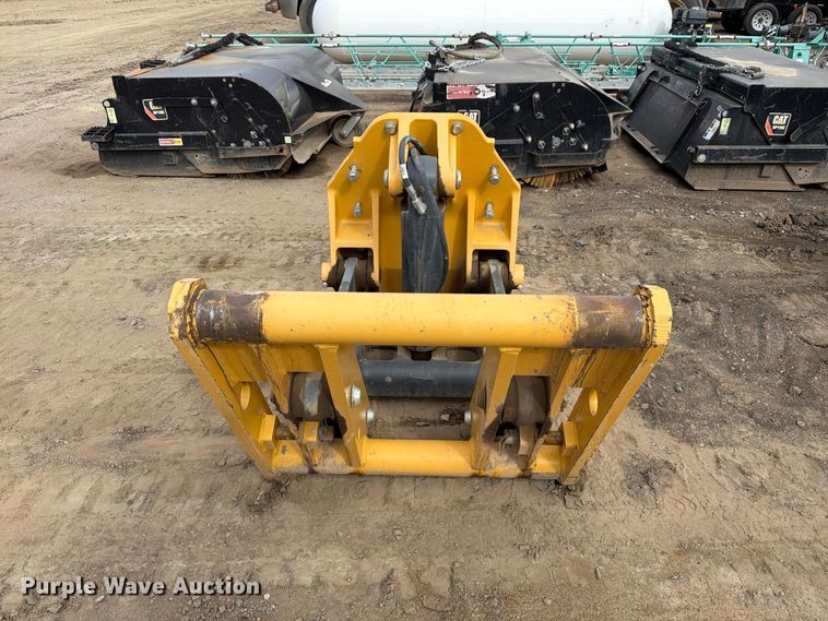 image for item EW2322 Caterpillar snow plow