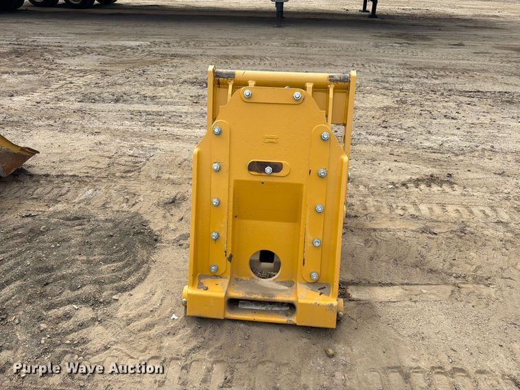 image for item EW2322 Caterpillar snow plow