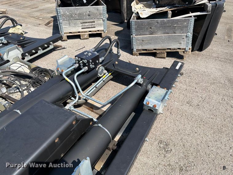 image for item EW5029 2020 Hyva 31-185-S hooklift bed
