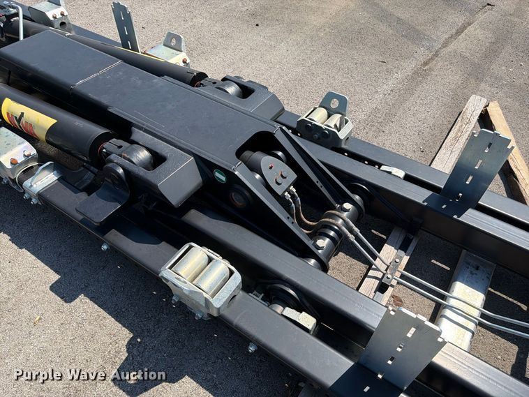 image for item EW5029 2020 Hyva 31-185-S hooklift bed