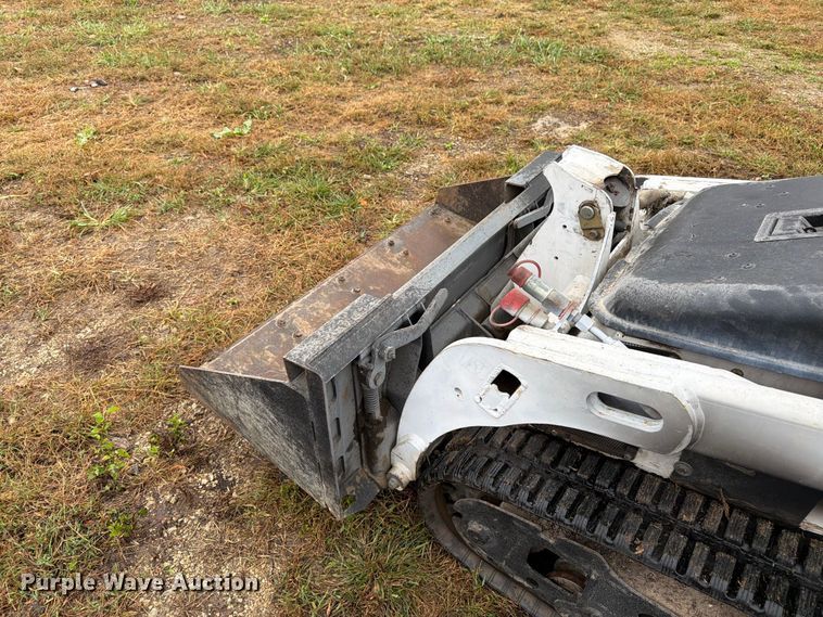 image for item EW5181 2004 Bobcat MT52 compact utility loader