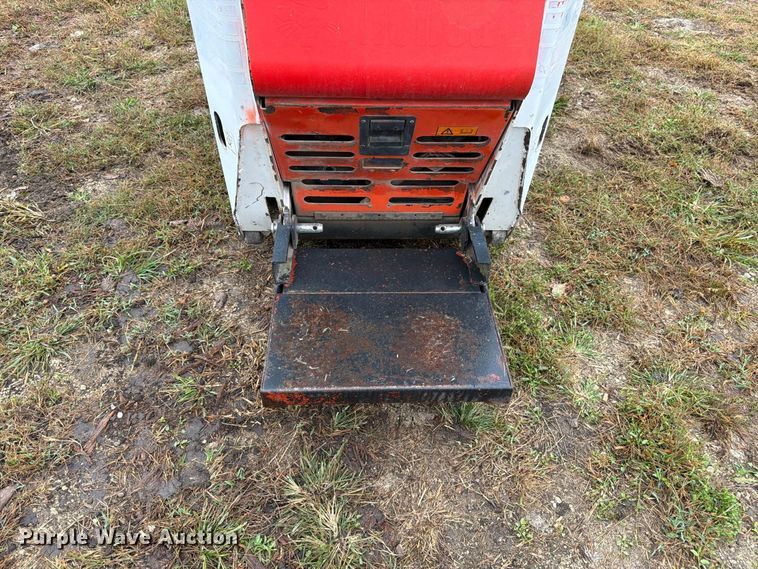 image for item EW5181 2004 Bobcat MT52 compact utility loader