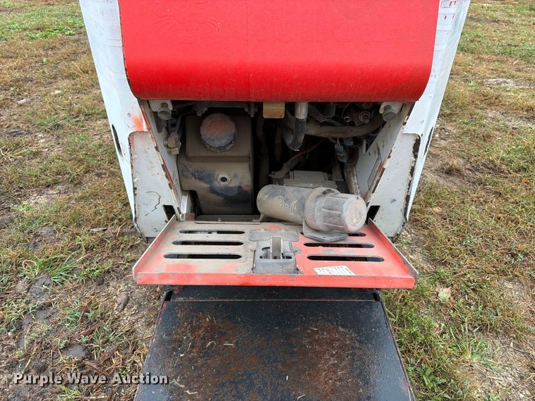 image for item EW5181 2004 Bobcat MT52 compact utility loader