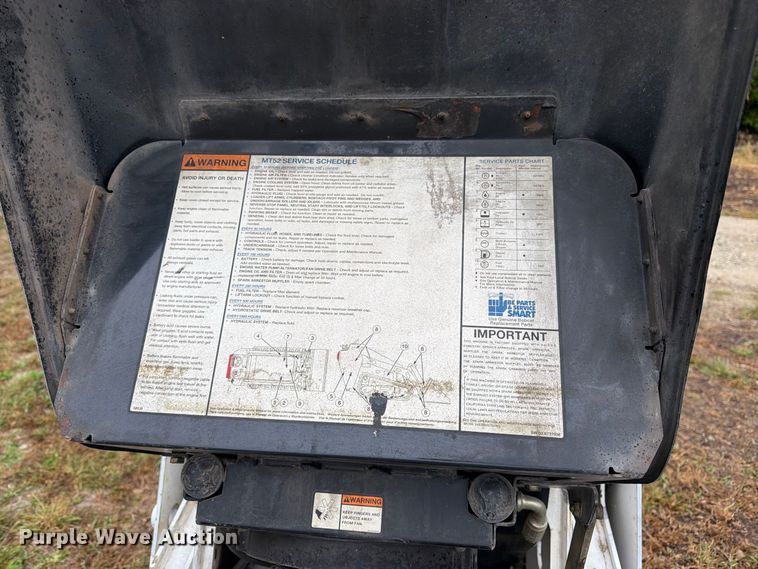 image for item EW5181 2004 Bobcat MT52 compact utility loader