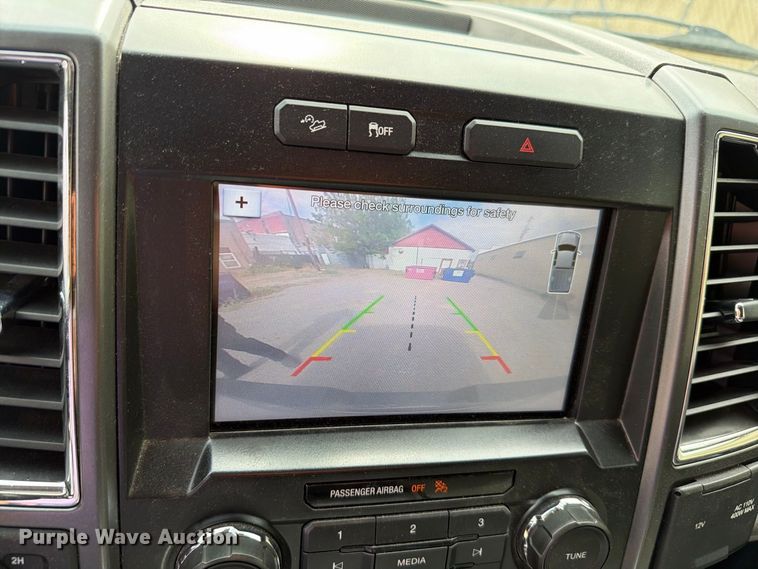 image for item EW7563 2017 Ford F150 Crew Cab pickup truck