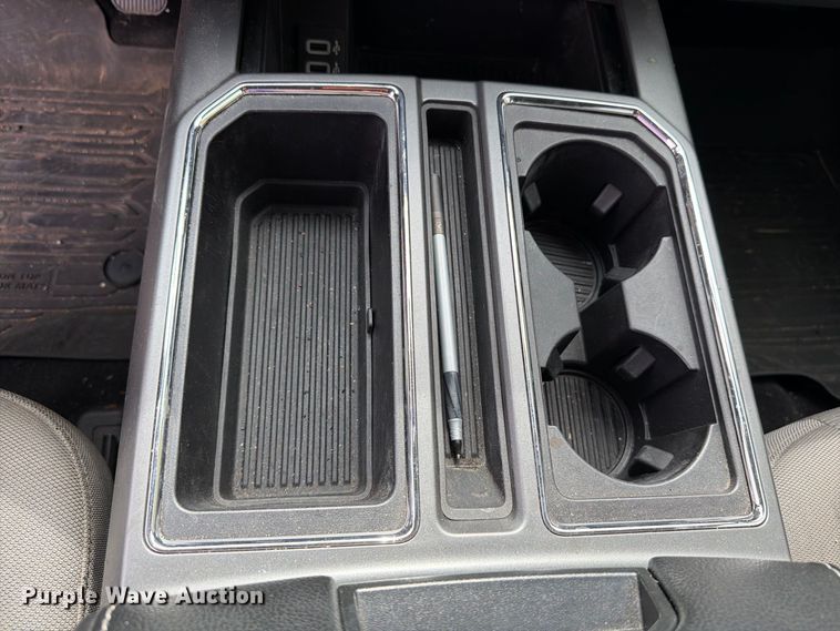 image for item EW7563 2017 Ford F150 Crew Cab pickup truck
