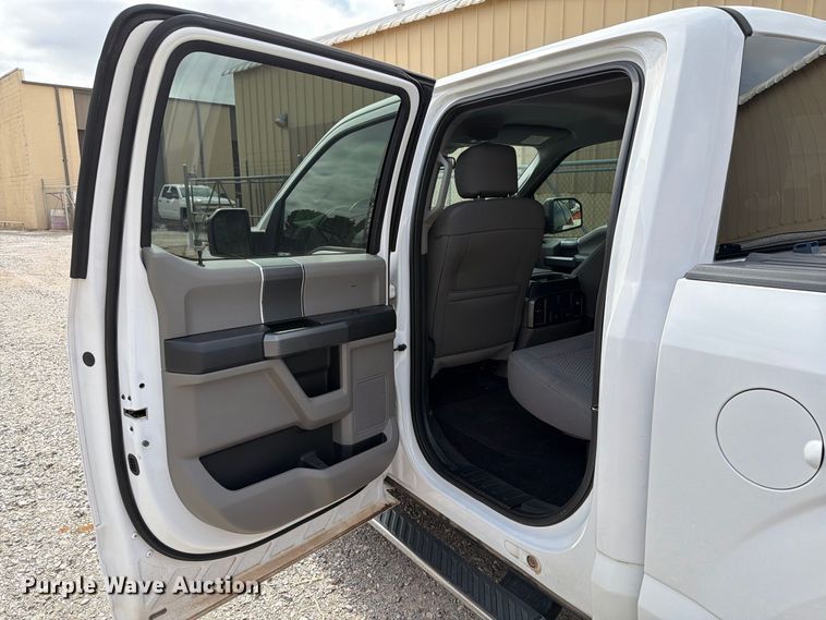 image for item EW7563 2017 Ford F150 Crew Cab pickup truck