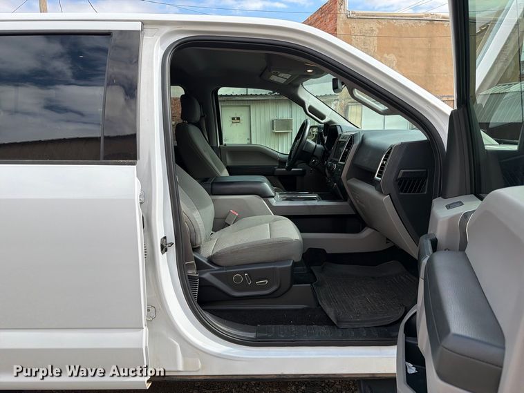 image for item EW7563 2017 Ford F150 Crew Cab pickup truck