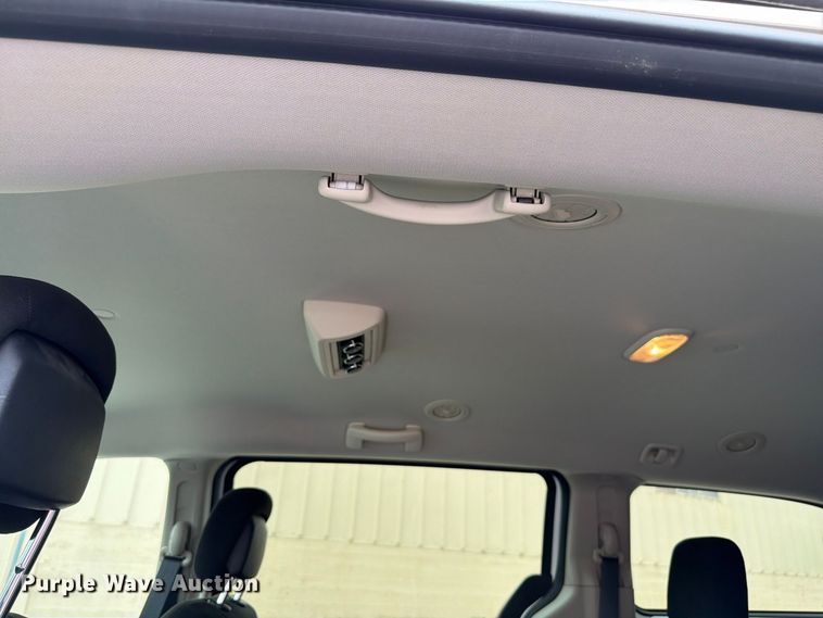 image for item EW7565 2016 Dodge Grand Caravan van