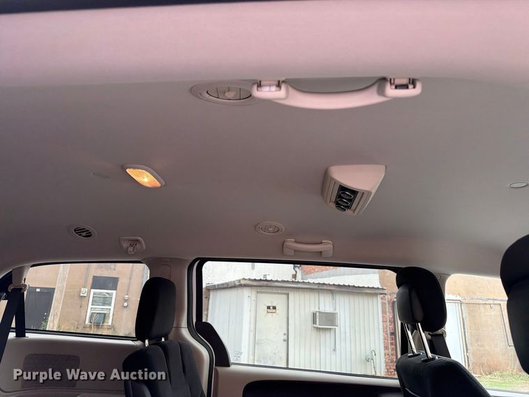 image for item EW7565 2016 Dodge Grand Caravan van