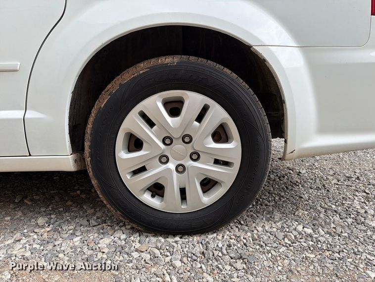 image for item EW7565 2016 Dodge Grand Caravan van