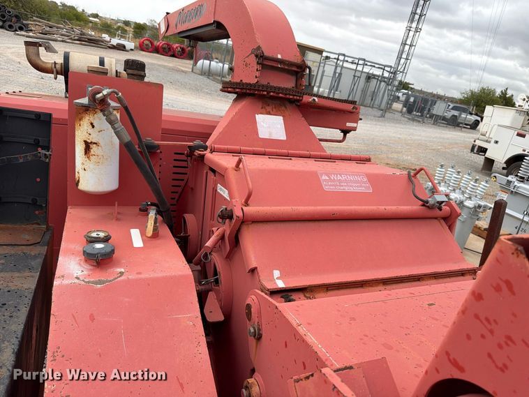 image for item EW7572 Morbark Hurricane 18 wood chipper