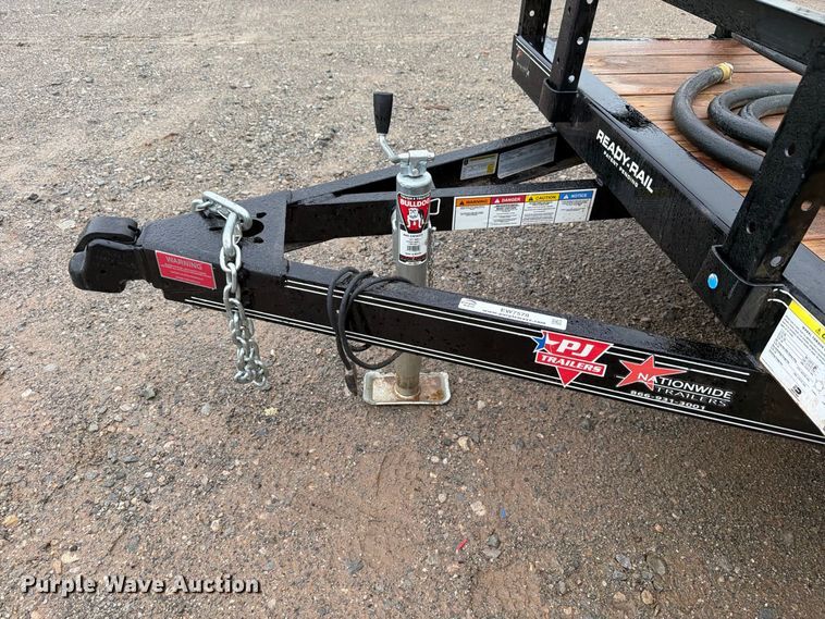 image for item EW7578 2021 PJ Trailers utility trailer