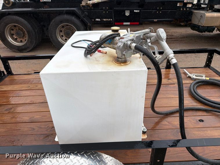 image for item EW7578 2021 PJ Trailers utility trailer