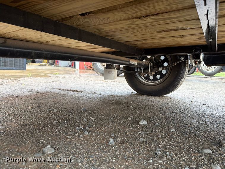 image for item EW7578 2021 PJ Trailers utility trailer
