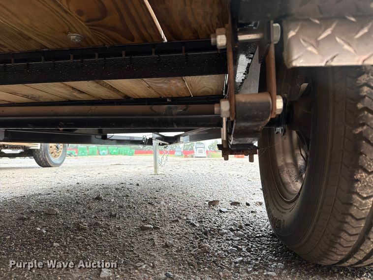 image for item EW7578 2021 PJ Trailers utility trailer