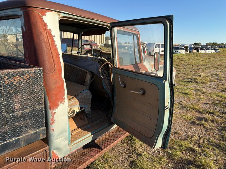 image for item EW7606 1968 International Harvester  1200C Crew Cab pickup truck