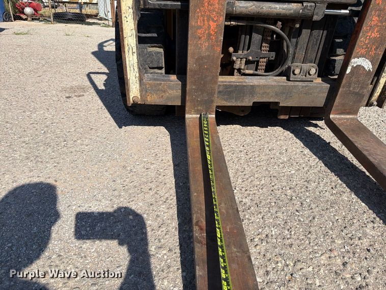 image for item EW8964 Yale GDP060VXEXSE091 forklift