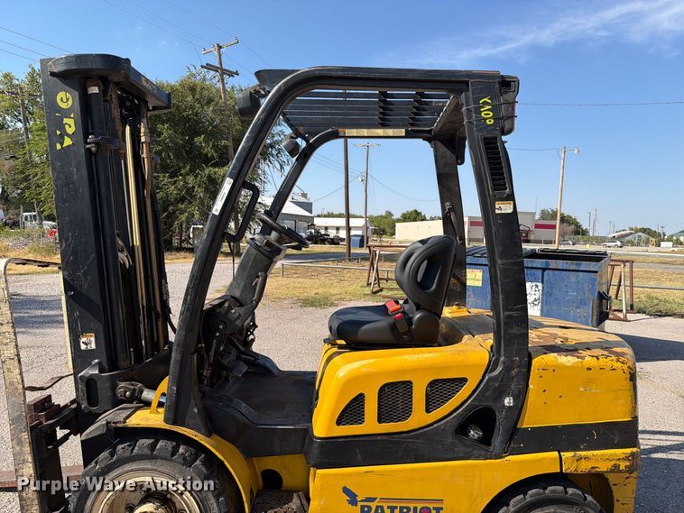 image for item EW8964 Yale GDP060VXEXSE091 forklift