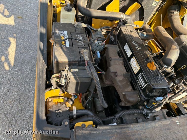 image for item EW8964 Yale GDP060VXEXSE091 forklift