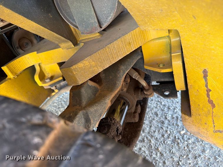 image for item EW8964 Yale GDP060VXEXSE091 forklift