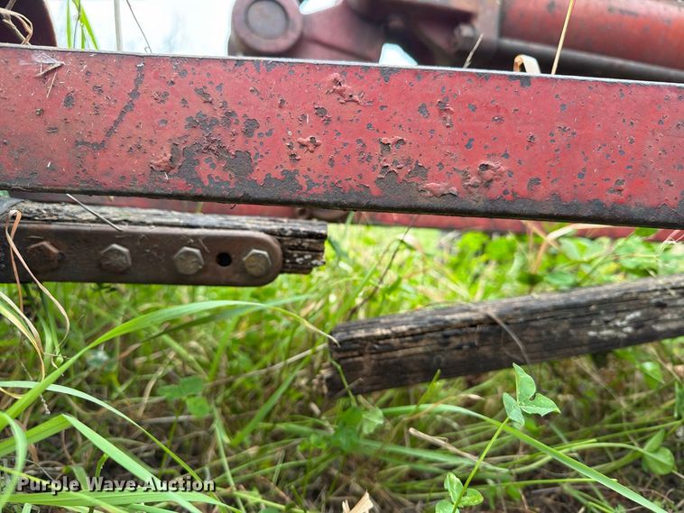 image for item EX1055 International 200 sickle mower