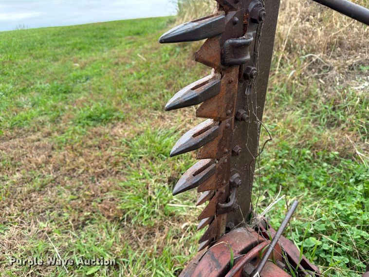 image for item EX1055 International 200 sickle mower