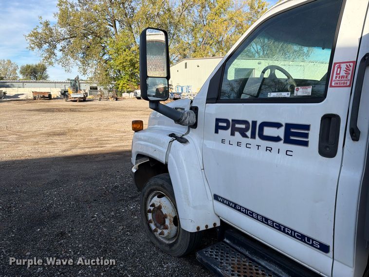 image for item EX1086 2003 Chevrolet C5500 