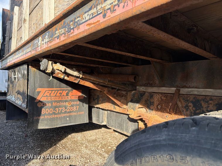 image for item EX1086 2003 Chevrolet C5500 