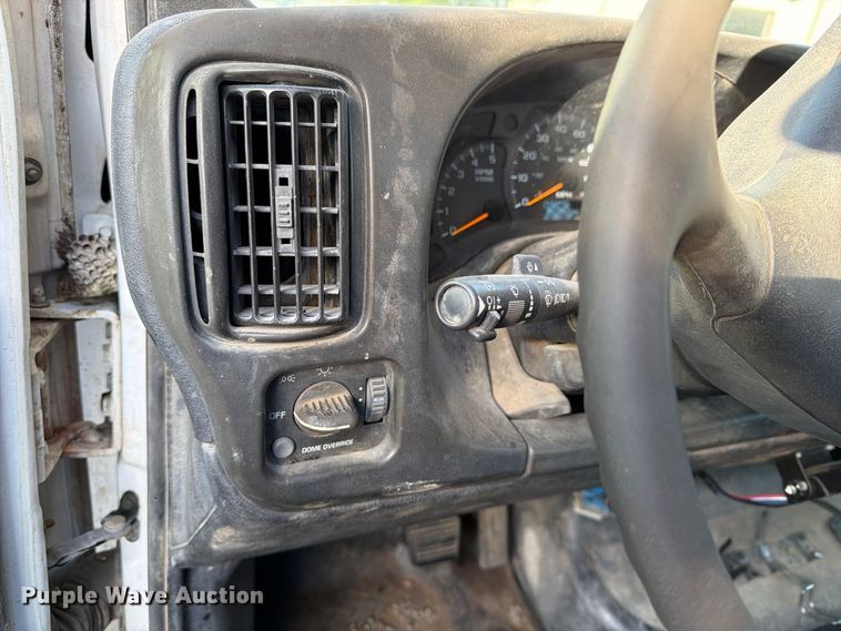 image for item EX1086 2003 Chevrolet C5500 