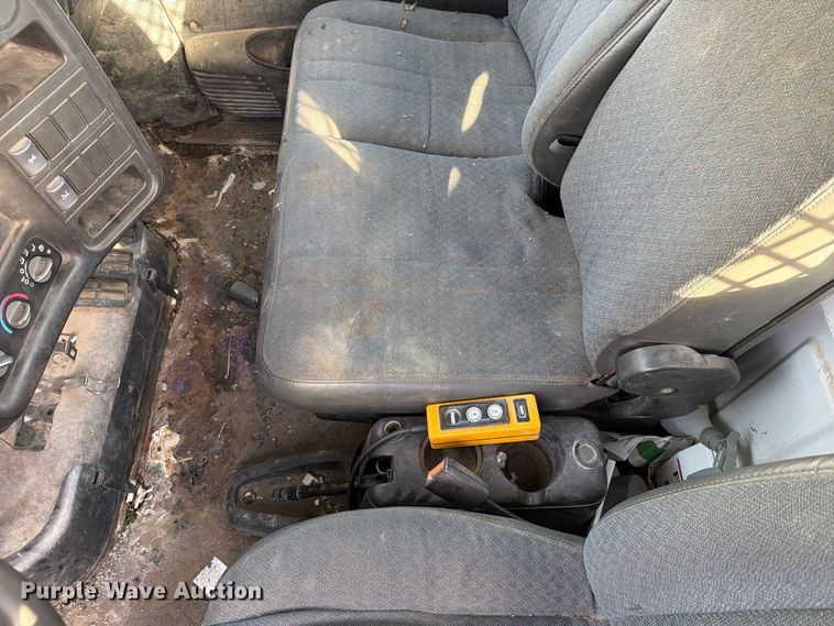 image for item EX1086 2003 Chevrolet C5500 