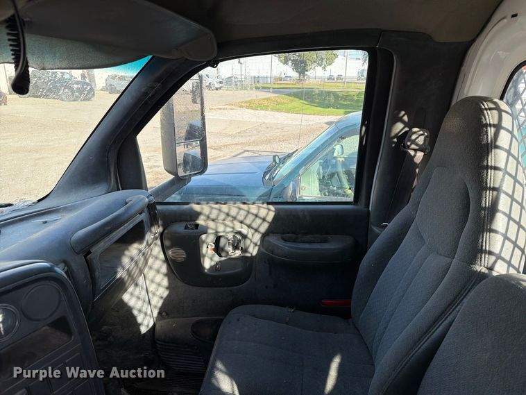 image for item EX1086 2003 Chevrolet C5500 