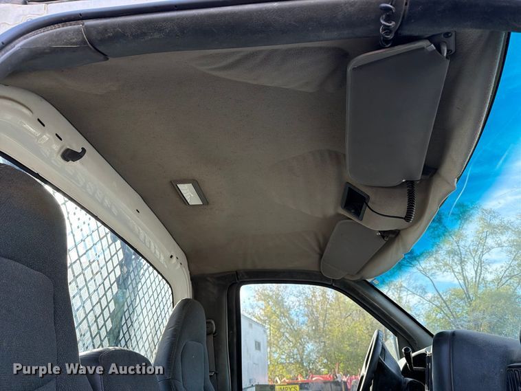 image for item EX1086 2003 Chevrolet C5500 