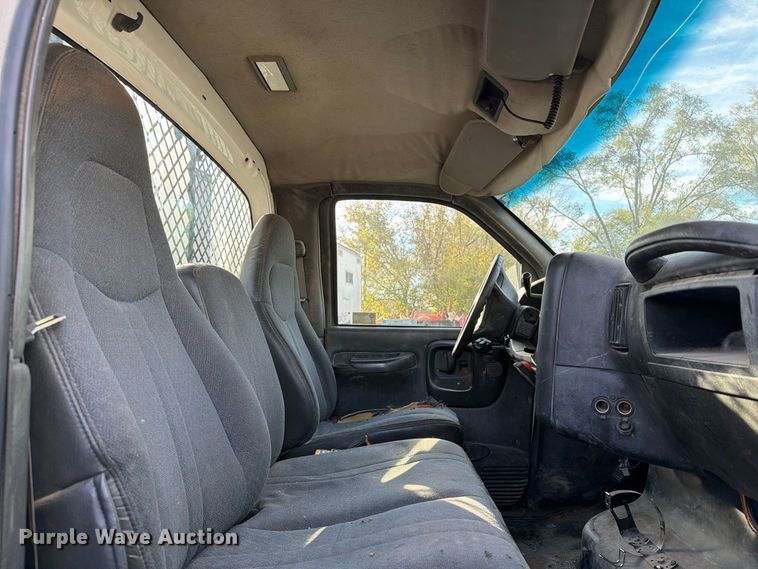 image for item EX1086 2003 Chevrolet C5500 