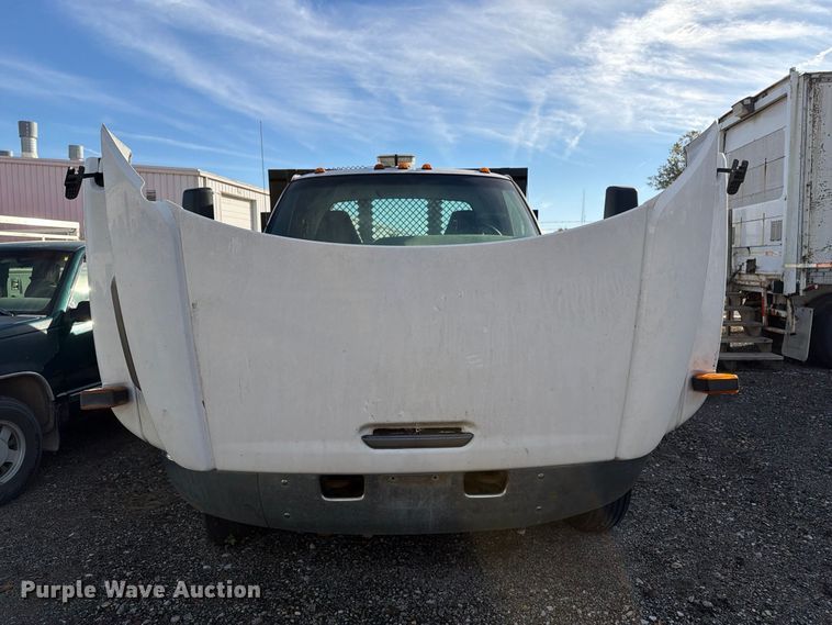 image for item EX1086 2003 Chevrolet C5500 