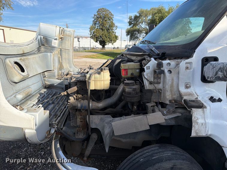 image for item EX1086 2003 Chevrolet C5500 