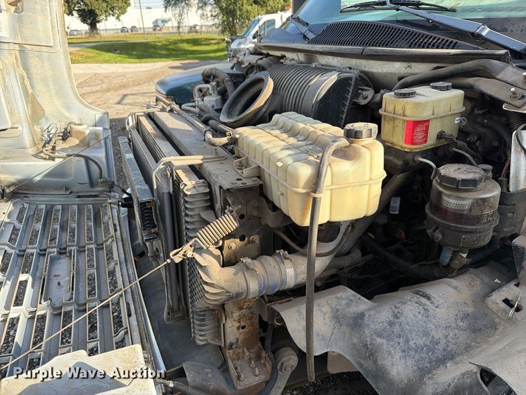 image for item EX1086 2003 Chevrolet C5500 