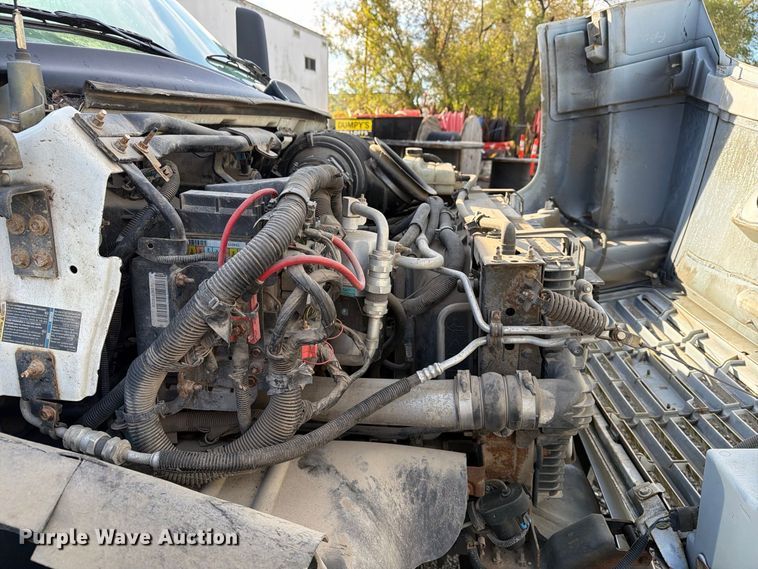 image for item EX1086 2003 Chevrolet C5500 