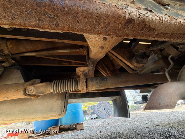 image for item EX1086 2003 Chevrolet C5500 
