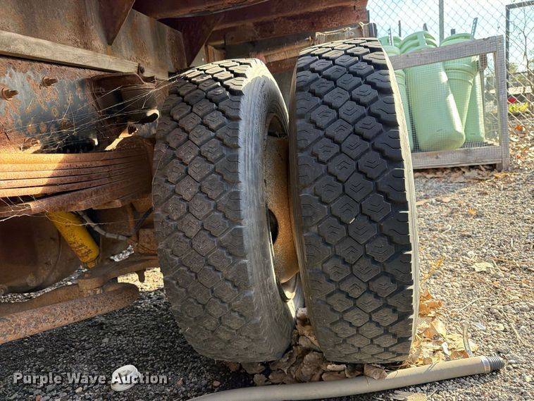 image for item EX1086 2003 Chevrolet C5500 
