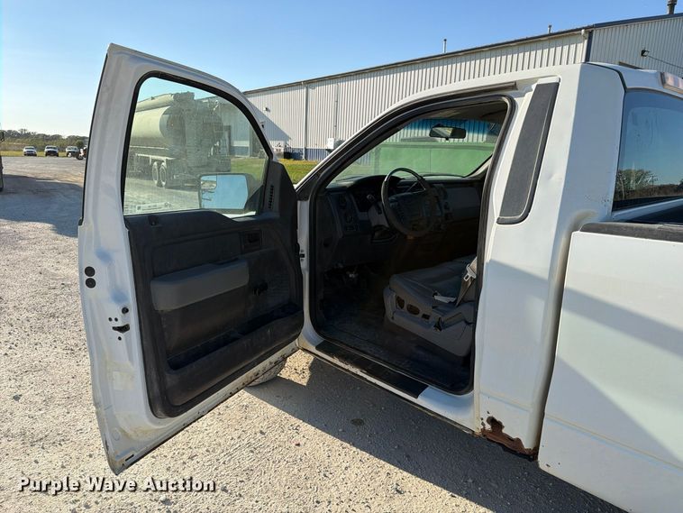 image for item EX1135 2013 Ford F150 pickup truck