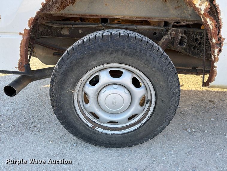 image for item EX1136 2011 Ford F150 pickup truck