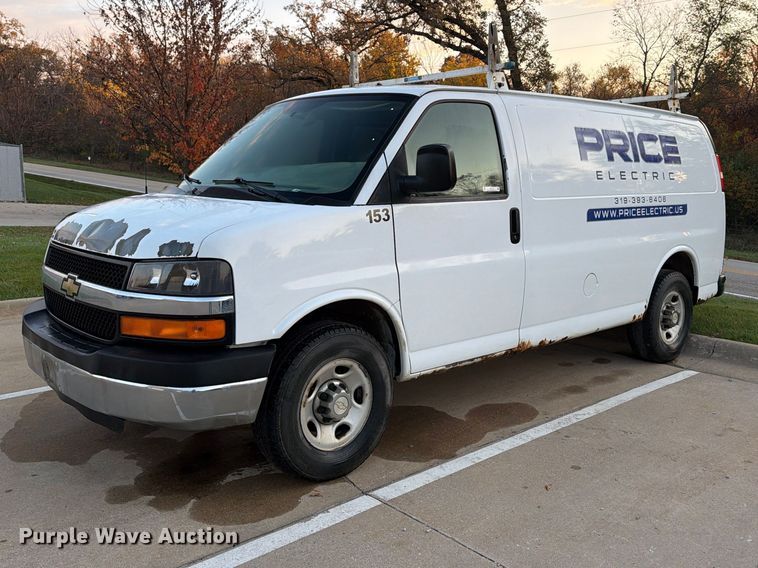 image for item EX1174 2010 Chevrolet Express 2500 van