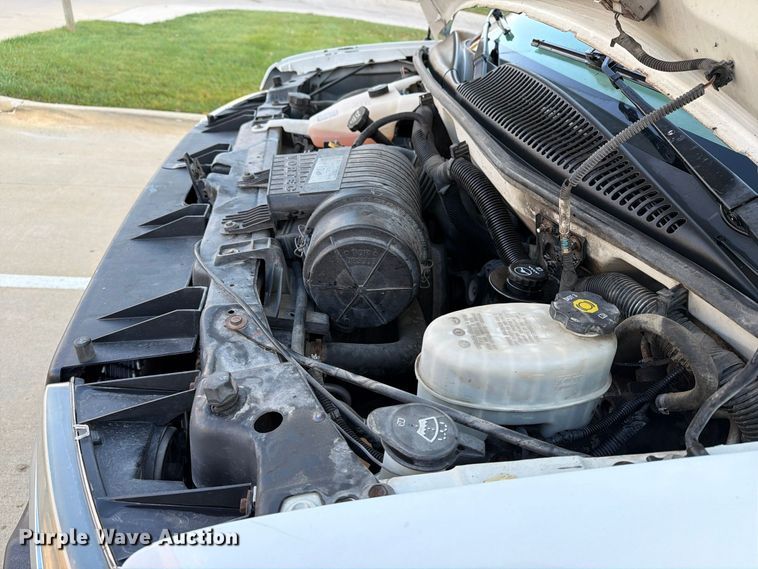 image for item EX1174 2010 Chevrolet Express 2500 van