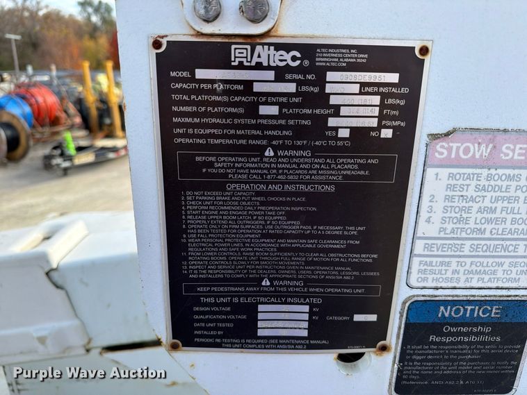 image for item EX1175 2008 Dodge Ram 5500 bucket truck