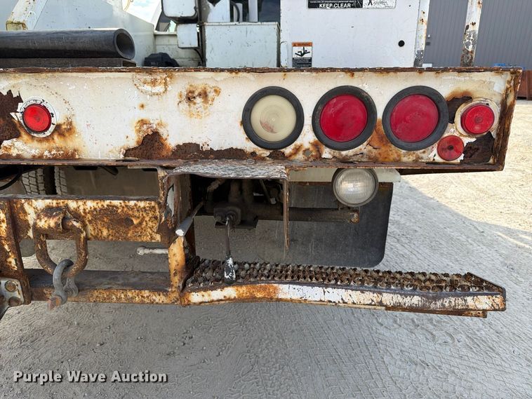 image for item EX1175 2008 Dodge Ram 5500 bucket truck
