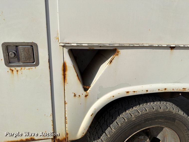 image for item EX1175 2008 Dodge Ram 5500 bucket truck
