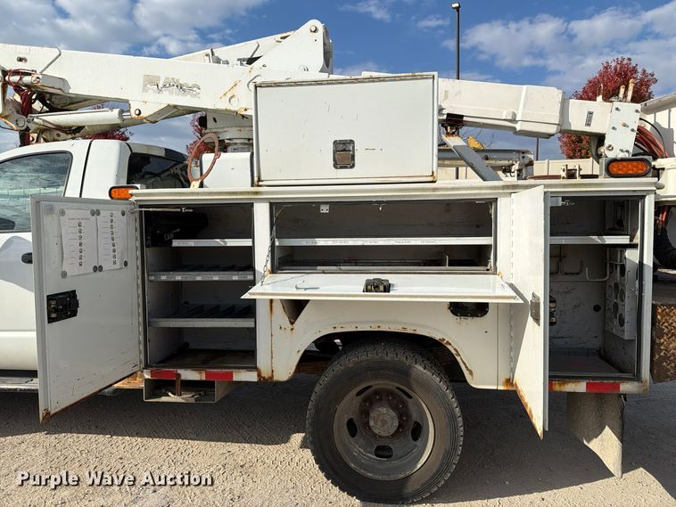 image for item EX1175 2008 Dodge Ram 5500 bucket truck