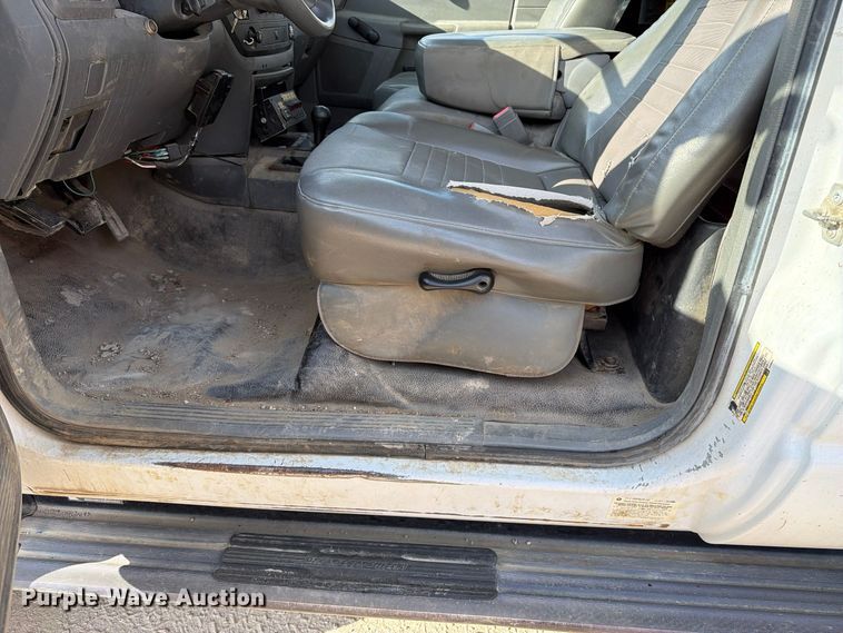 image for item EX1175 2008 Dodge Ram 5500 bucket truck